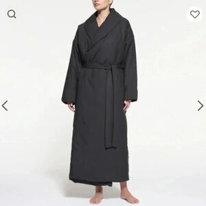 SKIMS Black Long Robe